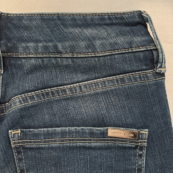 White House black market”The Skinny” Jeans size 0 - Picture 3 of 4